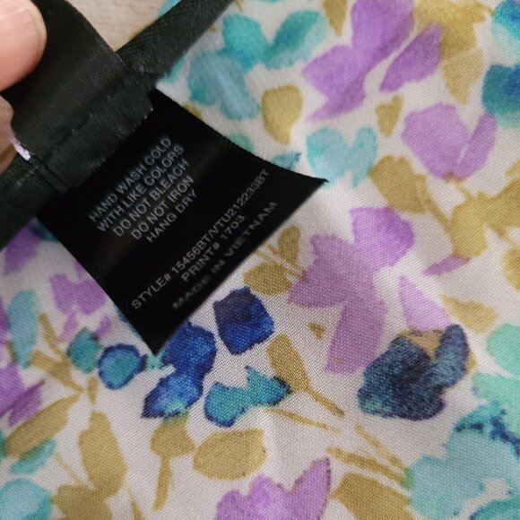 Stella & Julie - Picture 4 of 7